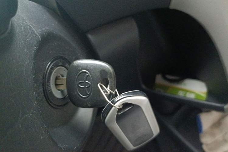 Used Toyota Yaris 2011 1.6E Automatic Charm Edition Vehicle Key