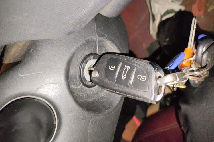 Used Toyota Yaris 2011 1.6E Automatic Charm Edition Vehicle Key