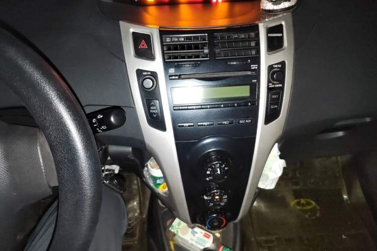 Used Toyota Yaris 2011 1.6G Automatic Xuan Dong Edition Audio And AC Panel