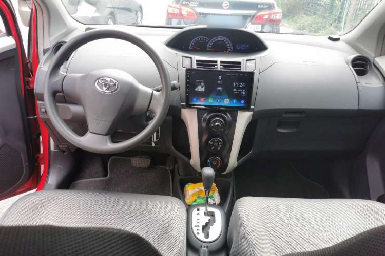 Used Toyota Yaris 2011 1.6G Automatic Xuan Dong Edition Center Console