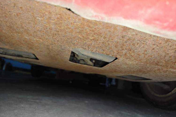Used Toyota Yaris 2011 1.6E Automatic Charm Edition Chassis Front