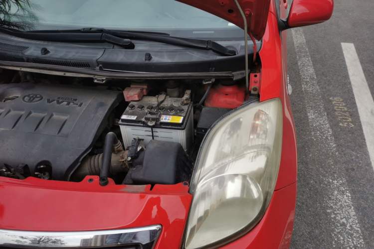 Used Toyota Yaris 2011 1.6G Automatic Xuan Dong Edition Engine Bay Left