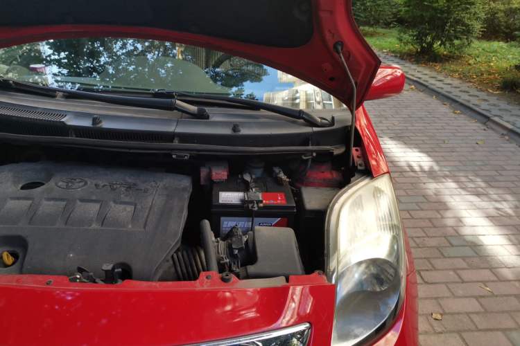 Used Toyota Yaris 2011 1.6G Automatic Xuan Dong Edition Engine Bay Left