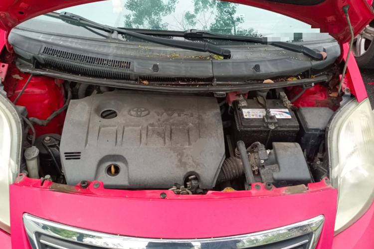 Used Toyota Yaris 2011 1.6E Automatic Charm Edition Engine Bay