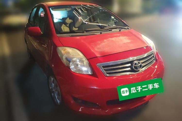 Used Toyota Yaris 2011 1.6E Automatic Charm Edition Front Right 45 Deg