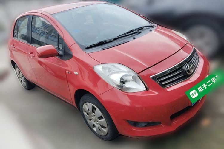 Used Toyota Yaris 2011 1.6E Automatic Charm Edition Front Right 45 Deg