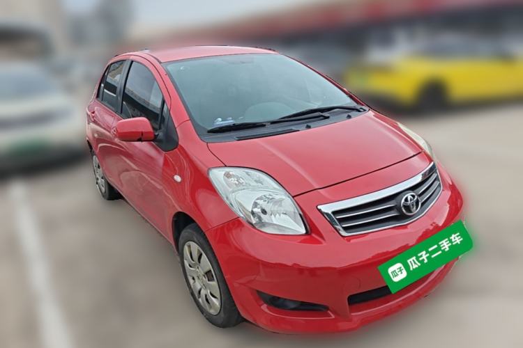 Used Toyota Yaris 2011 1.6E Automatic Charm Edition Front Right 45 Deg