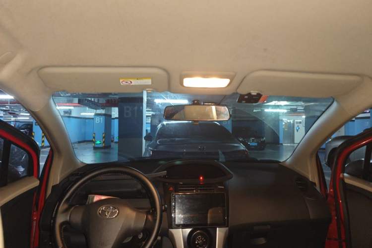Used Toyota Yaris 2011 1.6E Automatic Charm Edition Headliner