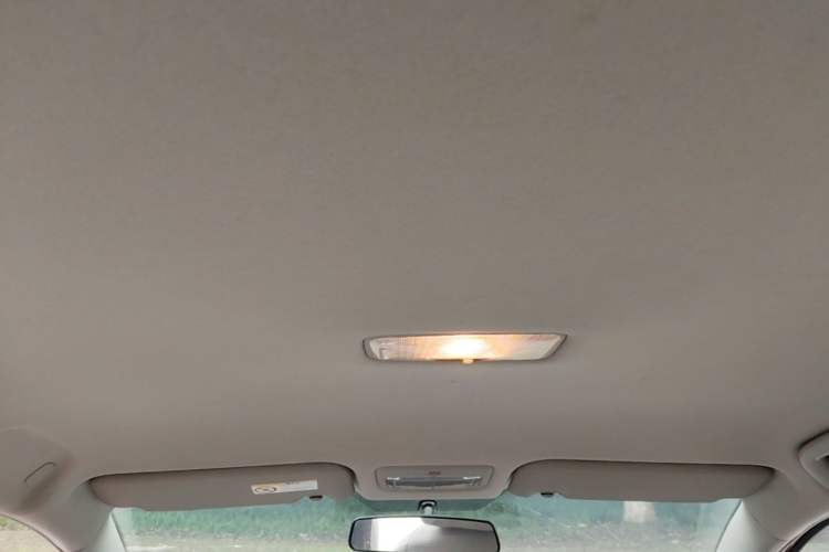 Used Toyota Yaris 2011 1.6E Automatic Charm Edition Headliner