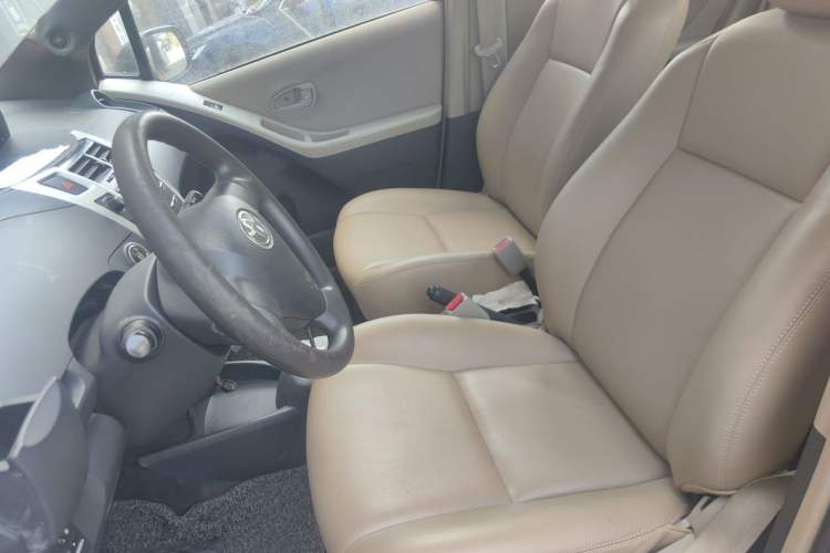 Used Toyota Yaris 2011 1.6E Automatic Charm Edition Left Front Seat