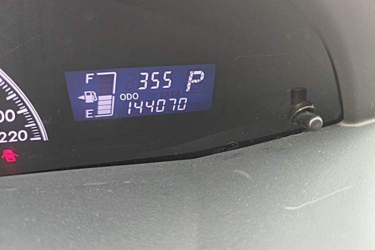Used Toyota Yaris 2011 1.6E Automatic Charm Edition Odometer Close Up