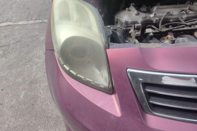 Used Toyota Yaris 2011 1.6E Automatic Charm Edition Right Front Headlight