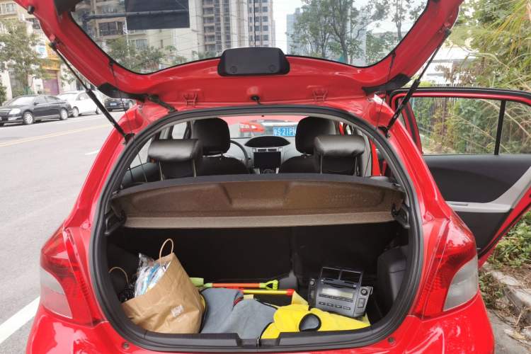 Used Toyota Yaris 2011 1.6G Automatic Xuan Dong Edition Trunk