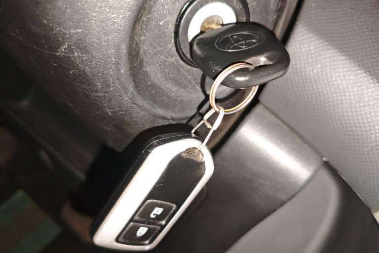 Used Toyota Yaris 2011 1.6E Automatic Charm Edition Vehicle Key