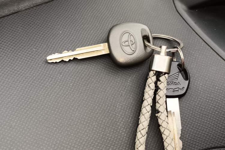 Used Toyota Yaris 2011 1.6E Automatic Charm Edition Vehicle Key