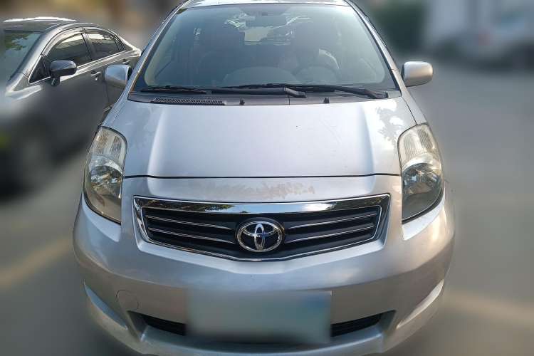 Used Toyota Yaris 2011 1.6E Automatic Charm Edition Front