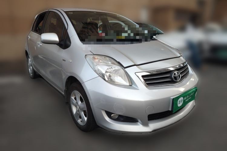 Used Toyota Yaris 2011 1.6G Automatic Xuan Dong Edition Front Right 45 Deg