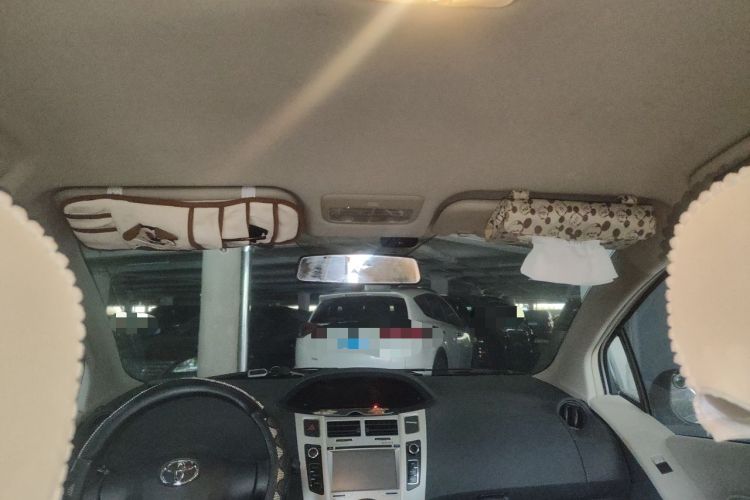 Used Toyota Yaris 2011 1.6E Automatic Charm Edition Headliner