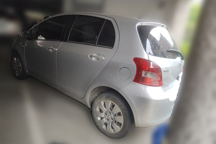 Used Toyota Yaris 2011 1.6E Automatic Charm Edition Rear Left 45 Deg