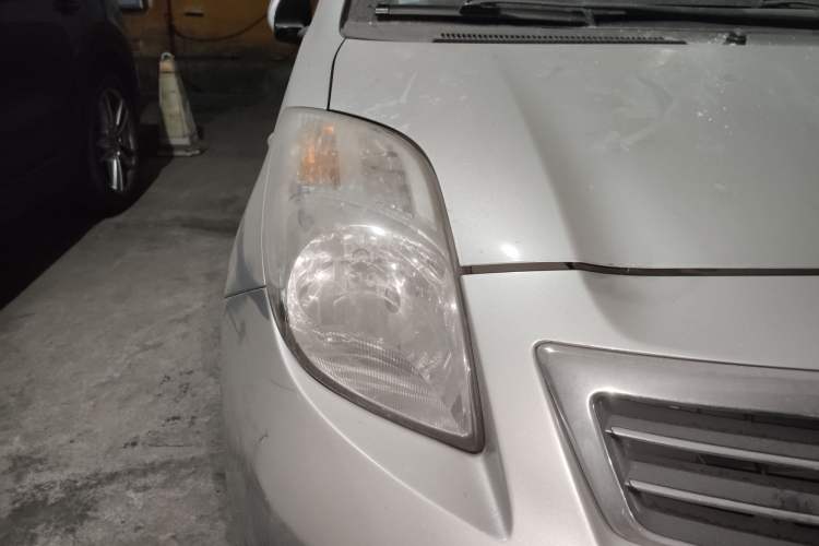 Used Toyota Yaris 2011 1.6E Automatic Charm Edition Right Front Headlight