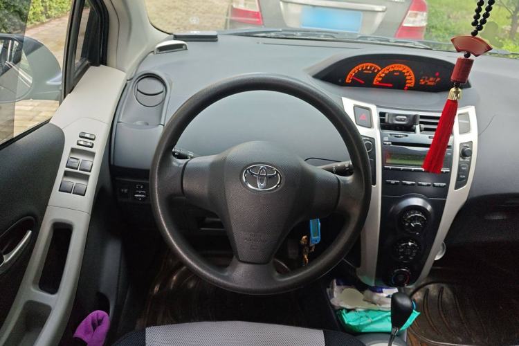 Used Toyota Yaris 2011 1.6G Automatic Xuan Dong Edition Steering Wheel