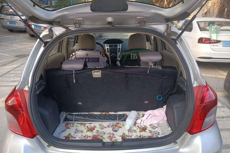 Used Toyota Yaris 2011 1.6E Automatic Charm Edition Trunk