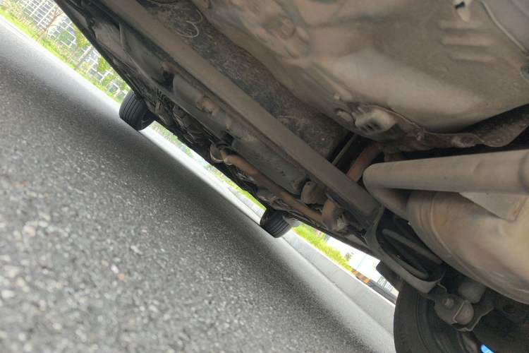 Used Toyota Yaris 2011 1.6E Automatic Charm Edition Chassis Front