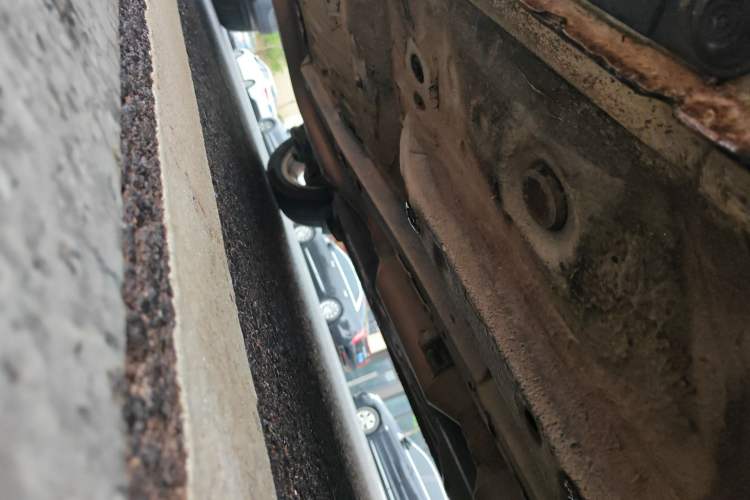 Used Toyota Yaris 2011 1.6E Automatic Charm Edition Chassis Front Right