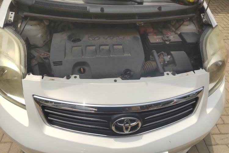 Used Toyota Yaris 2011 1.6E Automatic Charm Edition Engine Bay