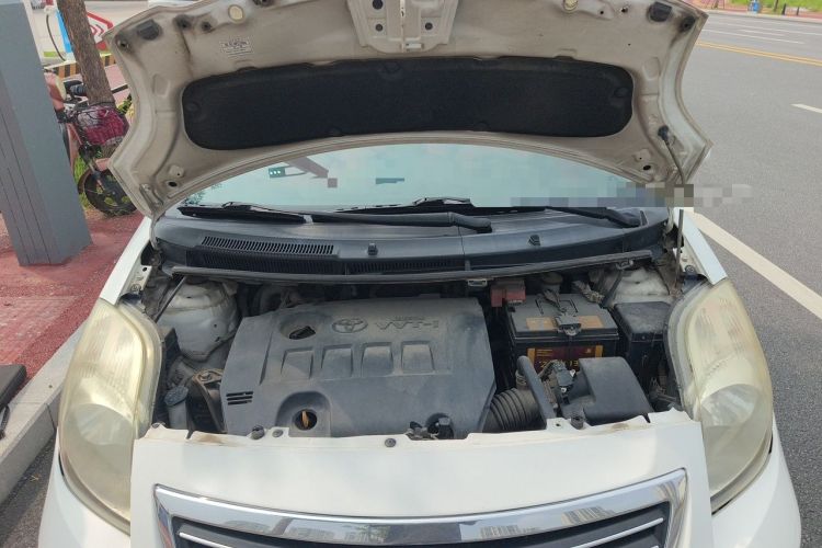 Used Toyota Yaris 2011 1.6E Automatic Charm Edition Engine Bay