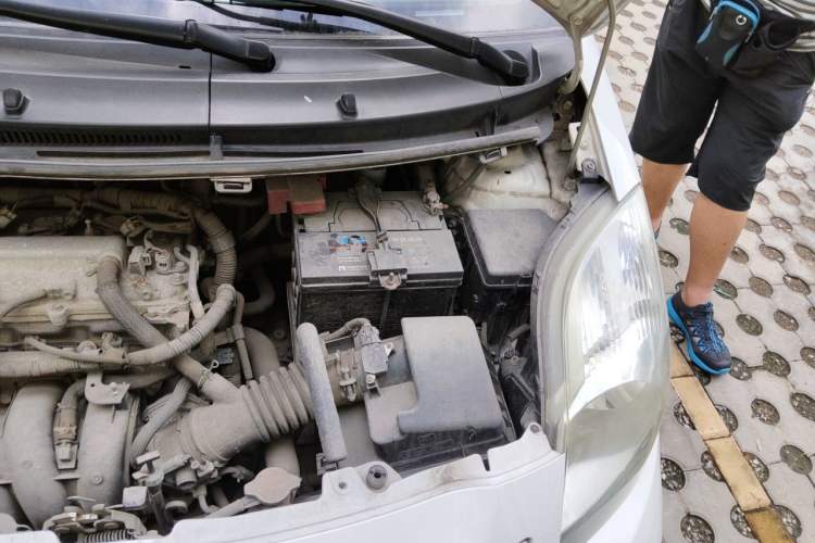 Used Toyota Yaris 2011 1.6E Automatic Charm Edition Engine Bay Left