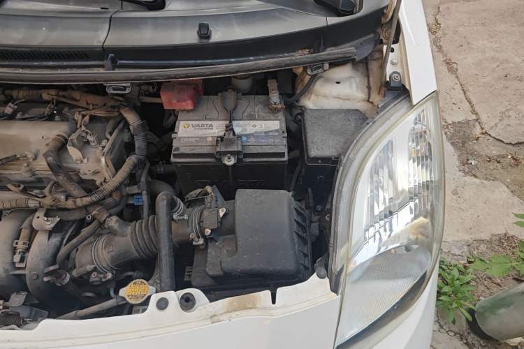 Used Toyota Yaris 2011 1.6E Automatic Charm Edition Engine Bay Left