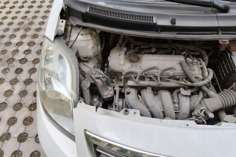 Used Toyota Yaris 2011 1.6E Automatic Charm Edition Engine Bay Right