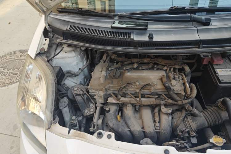 Used Toyota Yaris 2011 1.6E Automatic Charm Edition Engine Bay Right