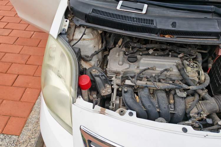 Used Toyota Yaris 2011 1.6E Automatic Charm Edition Engine Bay Right