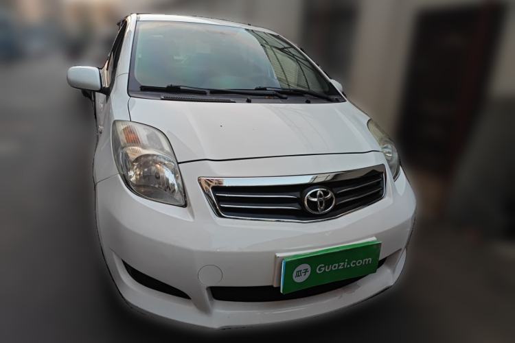 Used Toyota Yaris 2011 1.6E Automatic Charm Edition Exterior 1