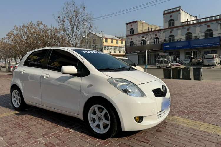 Used Toyota Yaris 2011 1.6E Automatic Charm Edition Exterior 1