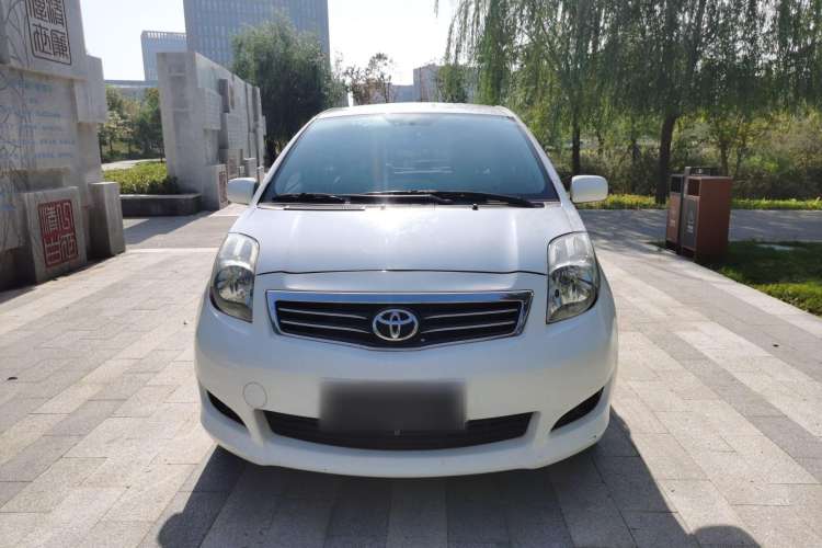 Used Toyota Yaris 2011 1.6E Automatic Charm Edition Exterior 1