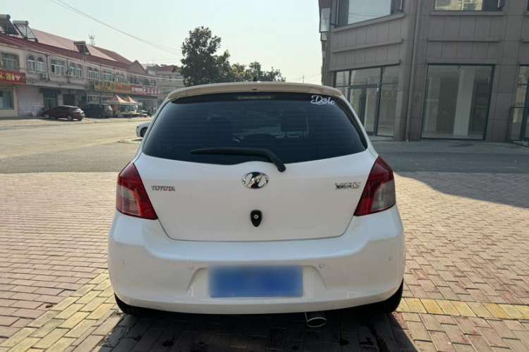 Used Toyota Yaris 2011 1.6E Automatic Charm Edition Exterior 2