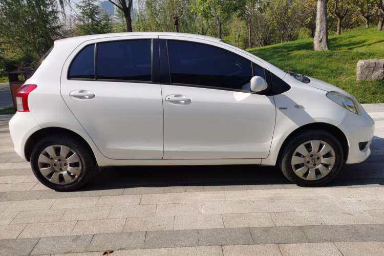 Used Toyota Yaris 2011 1.6E Automatic Charm Edition Exterior 2