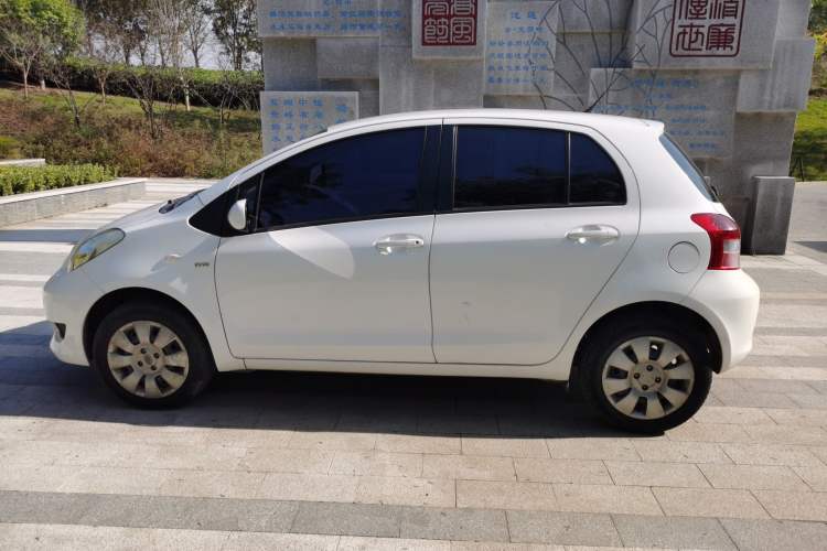 Used Toyota Yaris 2011 1.6E Automatic Charm Edition Exterior 5