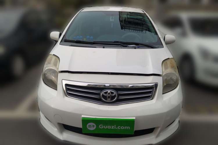 Used Toyota Yaris 2011 1.6E Automatic Charm Edition Front