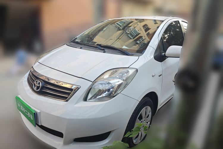Used Toyota Yaris 2011 1.6E Automatic Charm Edition Guazi used car, China used car export, Used car for sale, Used  cars, Cheapest cars for sale