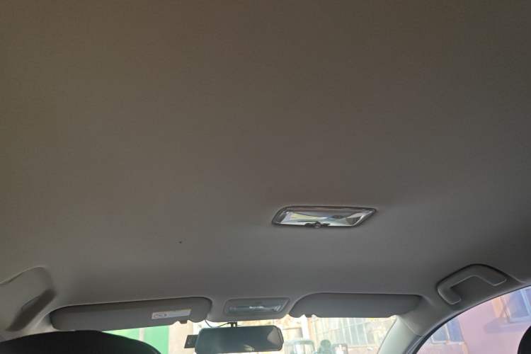 Used Toyota Yaris 2011 1.6E Automatic Charm Edition Headliner