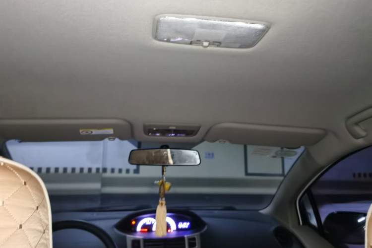Used Toyota Yaris 2011 1.6E Automatic Charm Edition Headliner