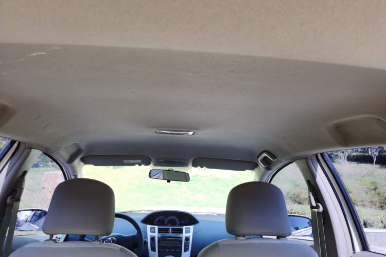 Used Toyota Yaris 2011 1.6E Automatic Charm Edition Headliner