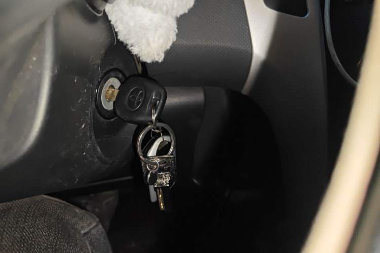Used Toyota Yaris 2011 1.6E Automatic Charm Edition Interior 1