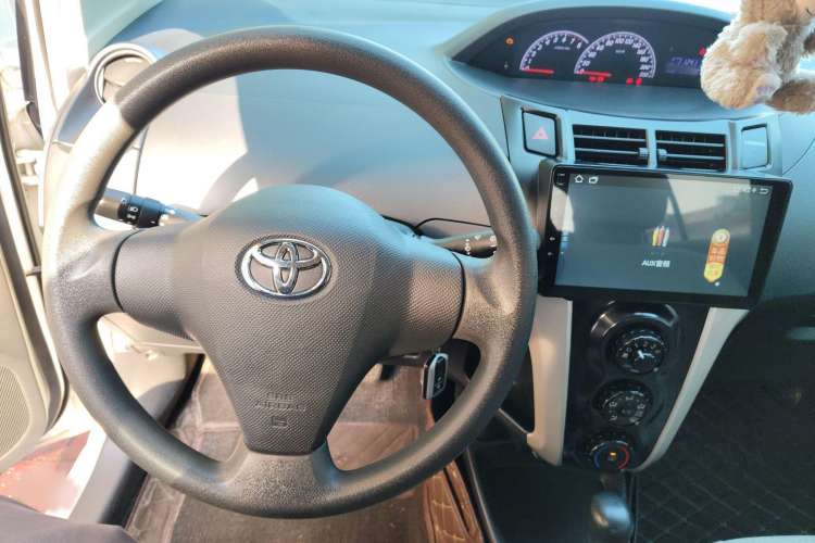 Used Toyota Yaris 2011 1.6E Automatic Charm Edition Interior 3