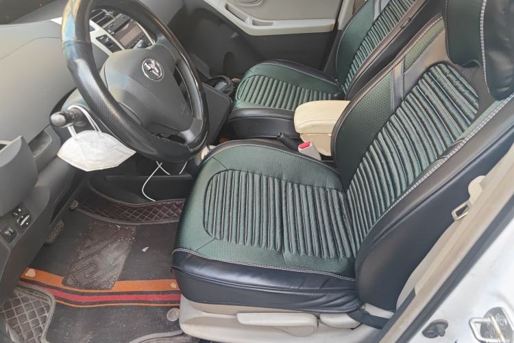Used Toyota Yaris 2011 1.6E Automatic Charm Edition Left Front Seat