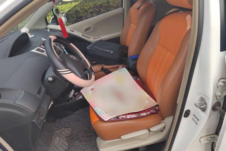 Used Toyota Yaris 2011 1.6E Automatic Charm Edition Left Front Seat